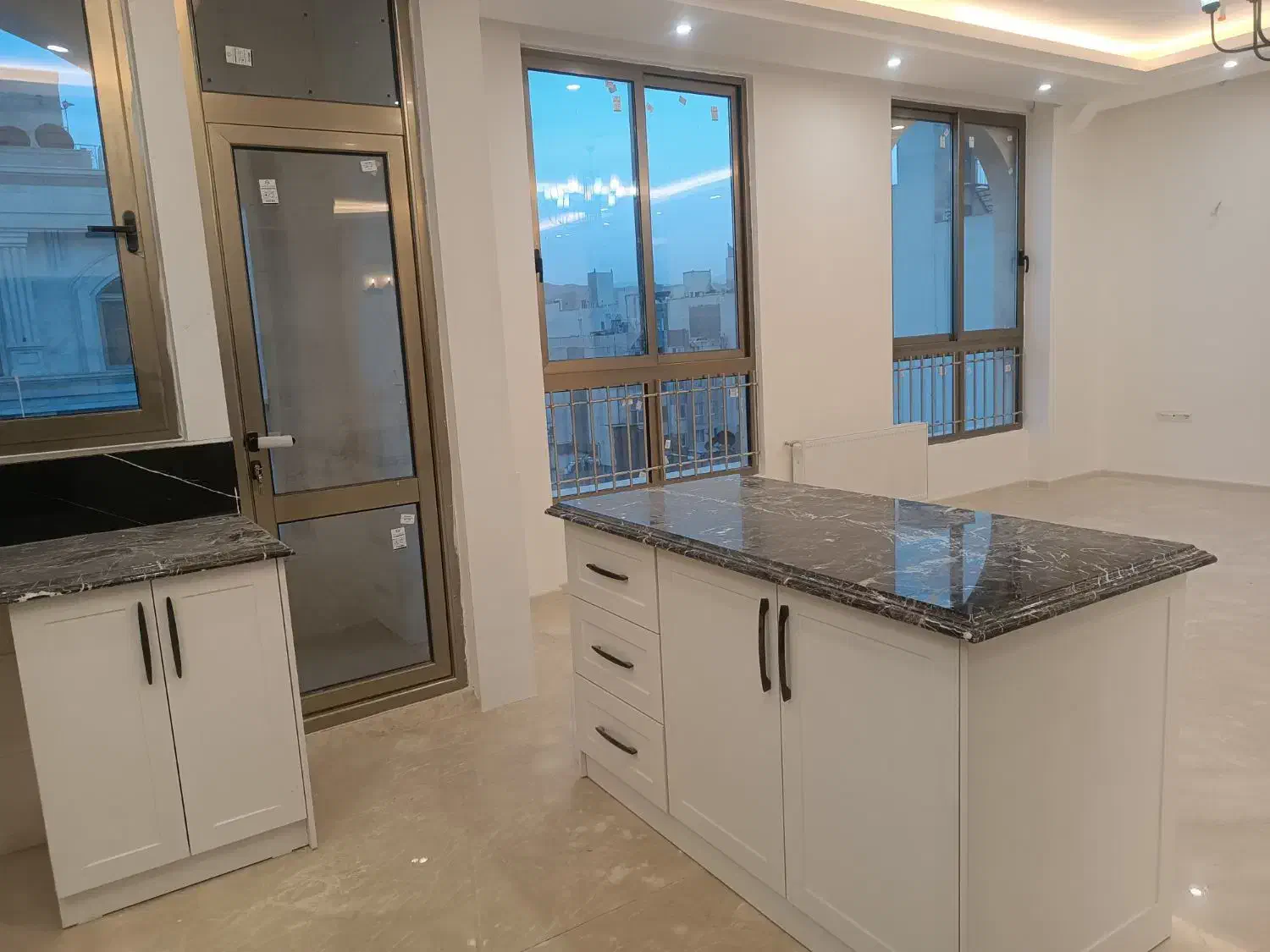 بین وکیل آباد و فرهنگ صفر /بدون پرتی/زیر فی منطقه|فروش آپارتمان|مشهد, فرهنگ|دیوار