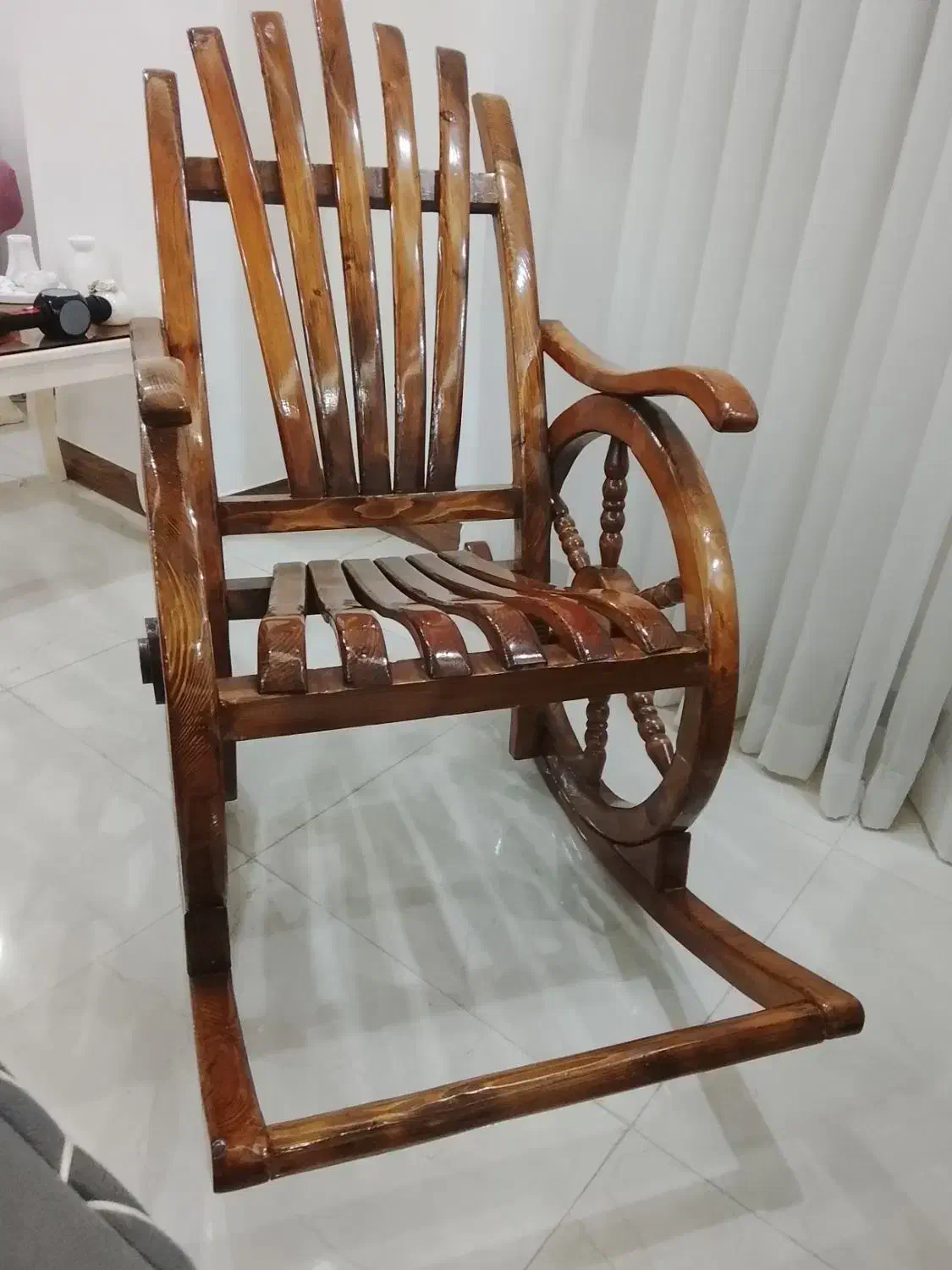 صندلی راک با بهترین چوب جنگلی|صندلی و نیمکت|رشت, معلم|دیوار