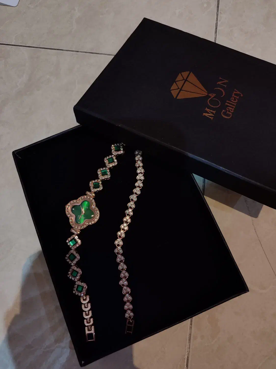 ساعت زنانه یاقوت سبز|ساعت|ری, دیلمان|دیوار