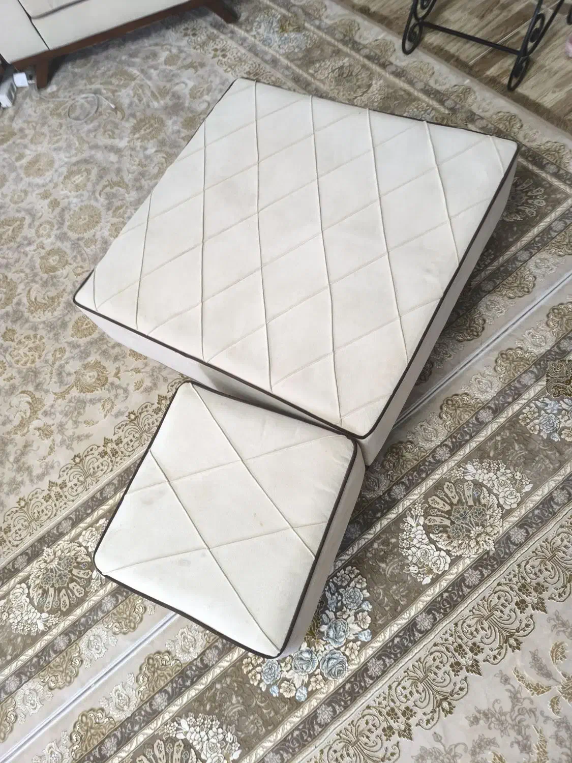 میز عسلی پا مبلی پارچه و چوب|مبلمان خانگی و میز عسلی|فیروزآباد (فارس), |دیوار