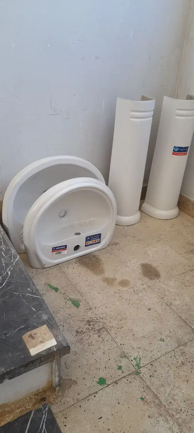 روشویی سفید|لوازم سرویس بهداشتی|ابهر, |دیوار