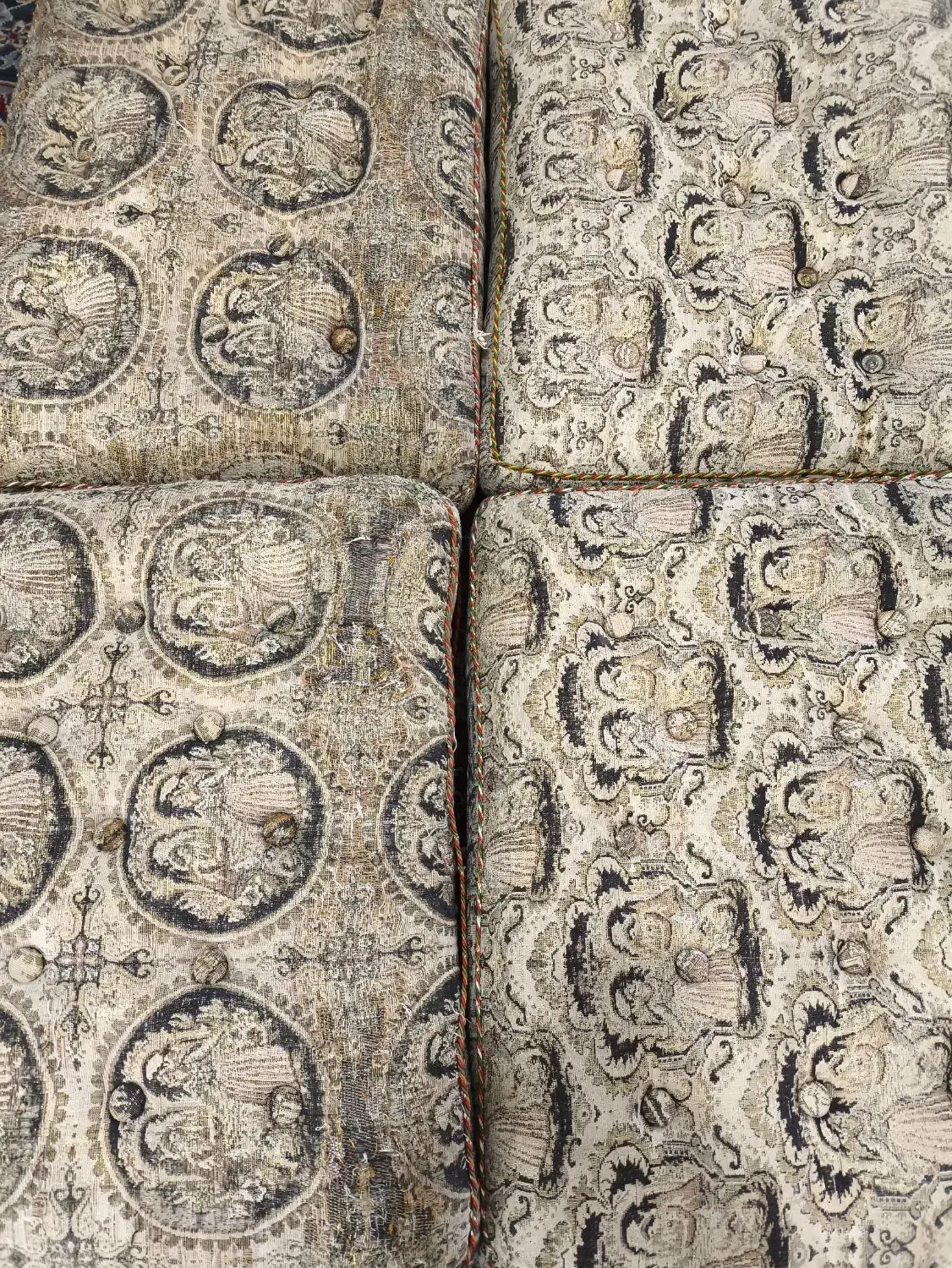 پشتی|پشتی|یزد, |دیوار