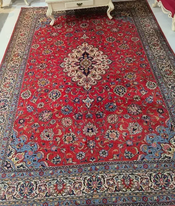 سه فقره فرش دستبافت با یک قالیچه دستبافت|فرش|تهران, وحیدیه|دیوار