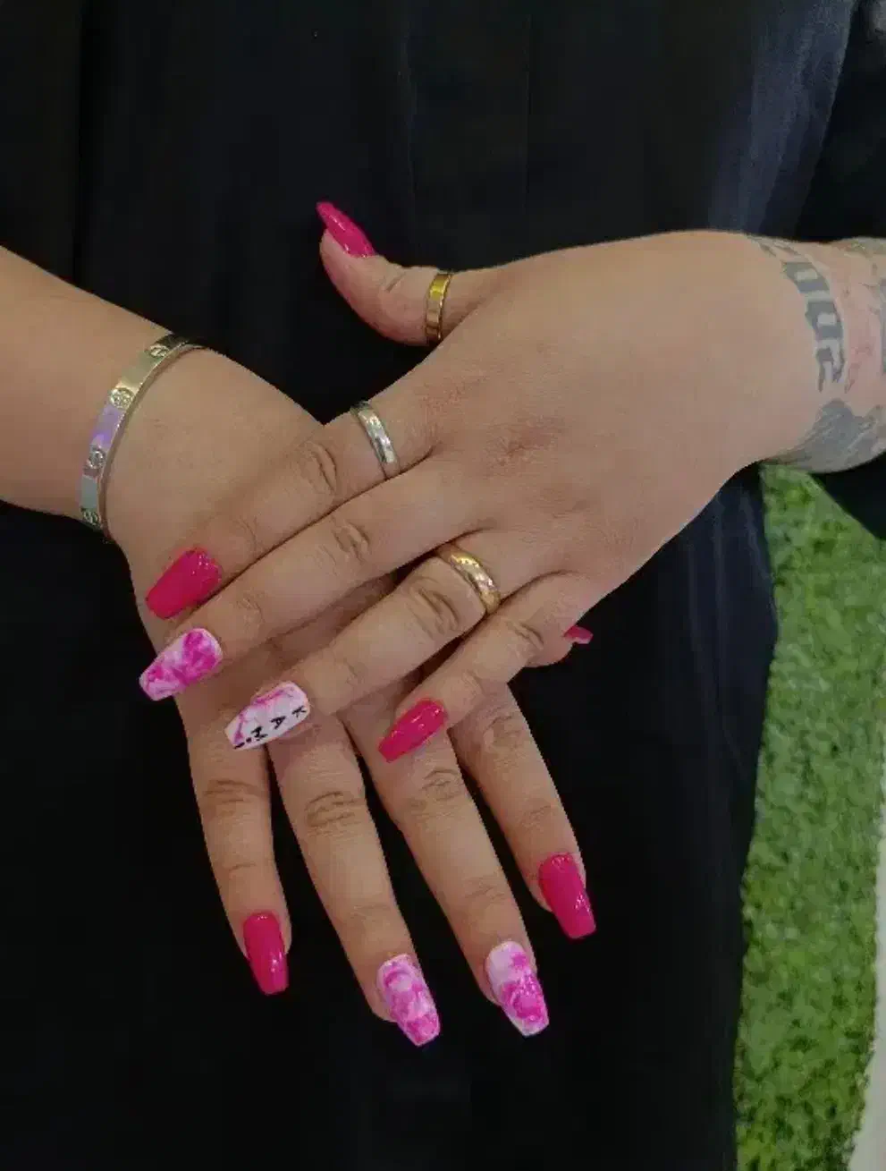 خدمات تخصصی کاشت ناخن با نازلترین قیمت.|خدمات آرایشگری و زیبایی|داران, |دیوار