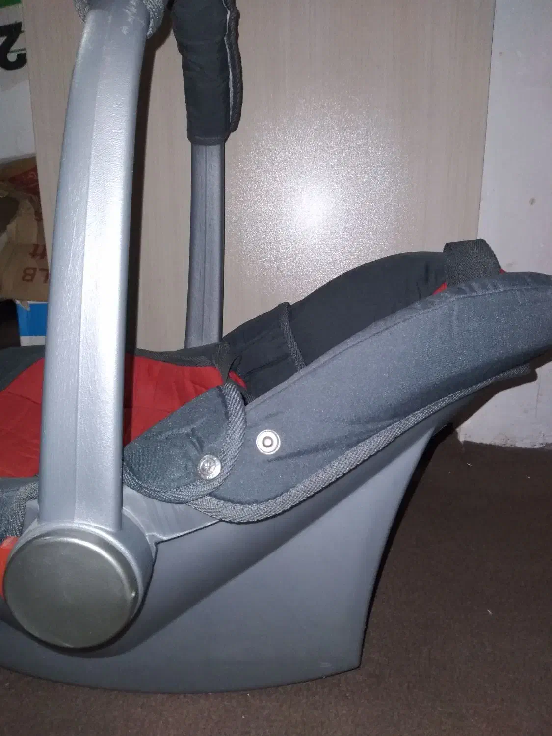 کریر سایه بان دار دلیجان|کالسکه و لوازم جانبی|اردبیل, |دیوار