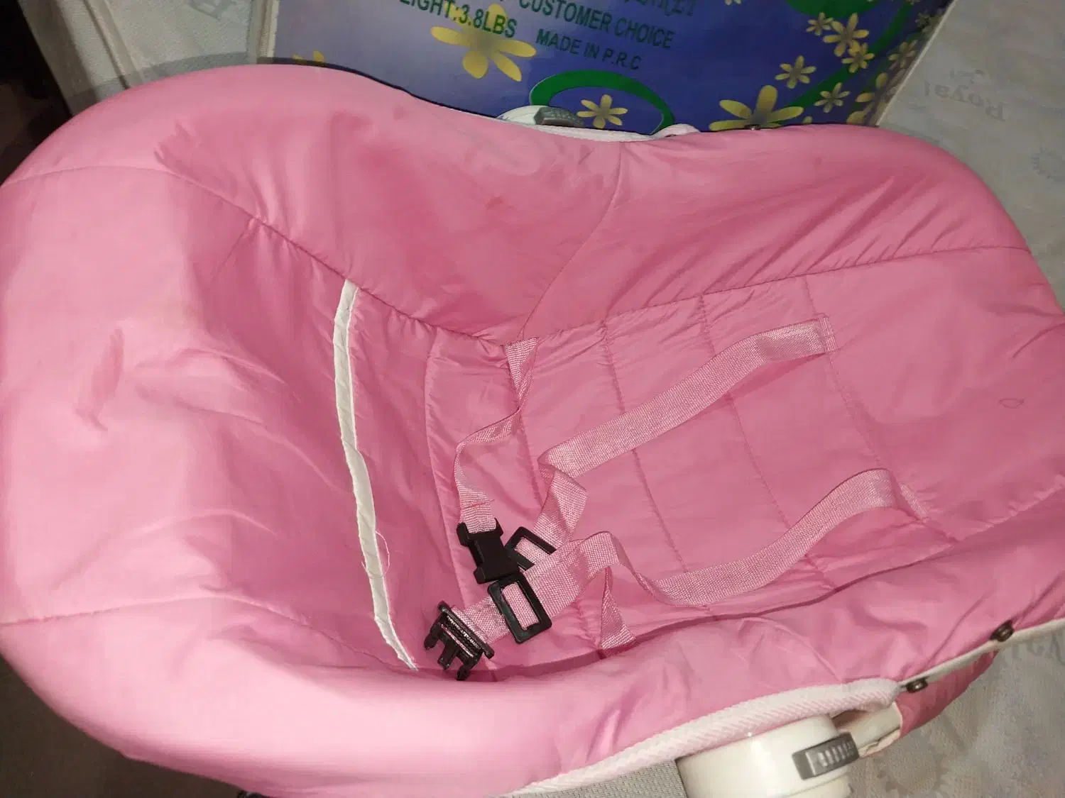 سرویس خواب کودک همراه یک عدد نی نی لالا|تخت و سرویس خواب|زاهدان, |دیوار