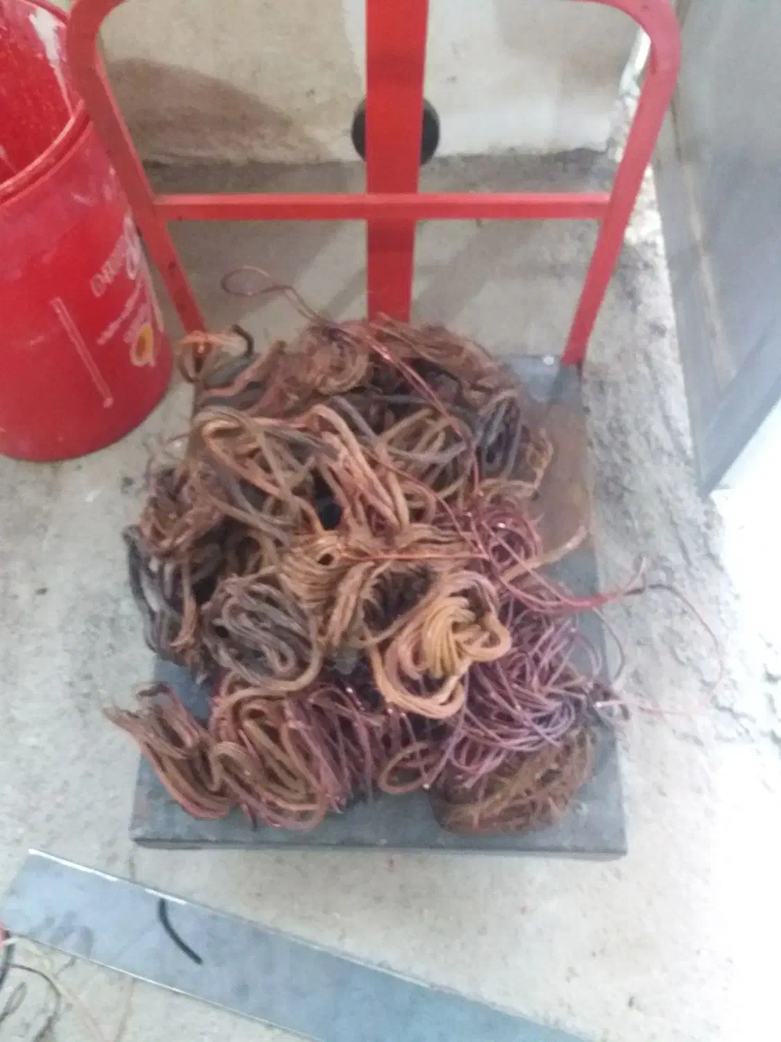 ضایعات فلزات رنگی|عمده‌فروشی|اردبیل, |دیوار