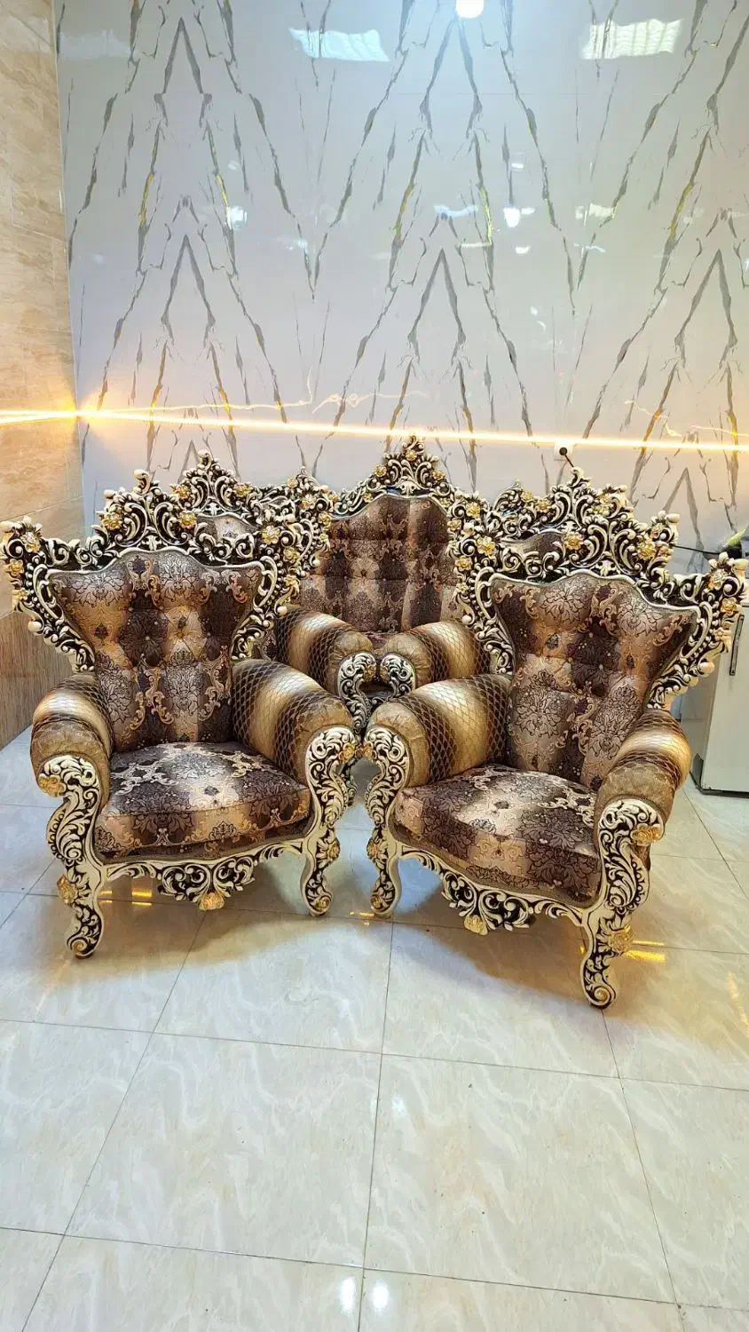 مبل سلطنتی|فعالیت داوطلبانه|اهر, |دیوار