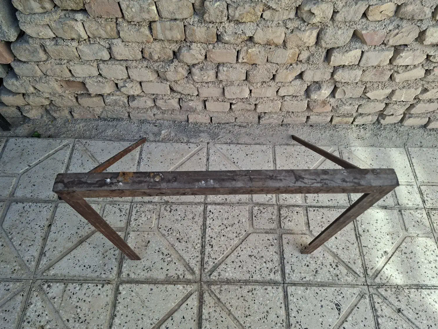 پایه ی نگهدارنده کولرگازی پنجره ای|کولر گازی و فن‌کوئل|جهرم, |دیوار