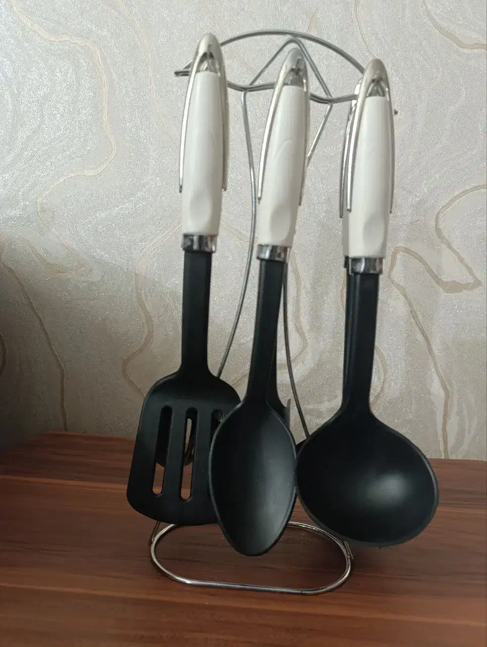 سرویس نوهستش باکارتن.نسوز|ظروف پخت‌وپز|بیجار, |دیوار