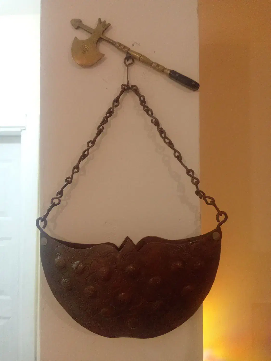 کشکول و تبر ( قدیمی)|کلکسیون اشیاء عتیقه|پردیس, فاز ۱۱|دیوار