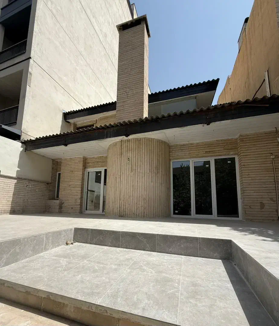 اجاره ویلایی/نیاوران/۷۰۰متر دوبلکس/سکونت و مشاغل