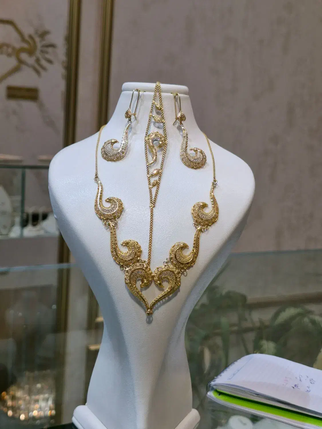 گالری طلای کم اجرت|جواهرات|برازجان, |دیوار