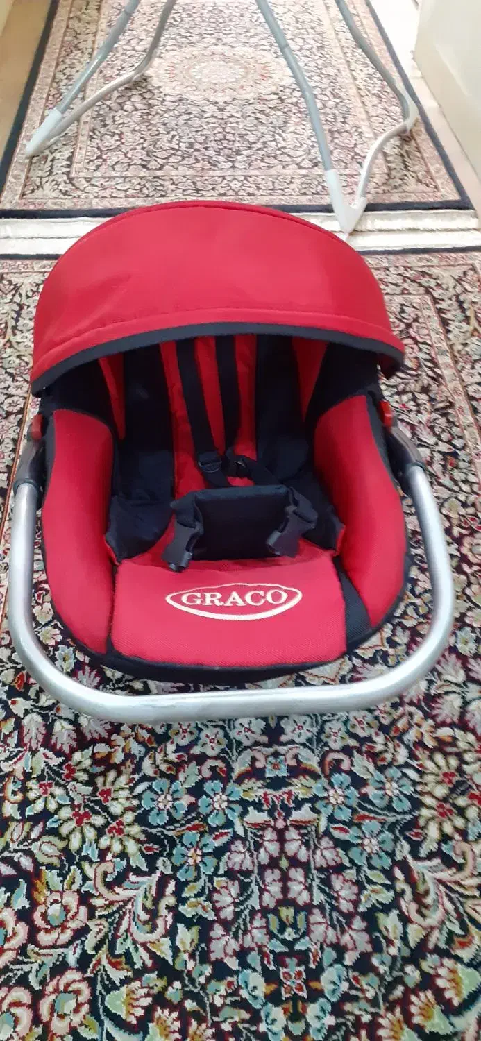 صندلی غذاخوری کودک و کرییر کودک|تخت و صندلی بچه|اهواز, سلطانمنش|دیوار