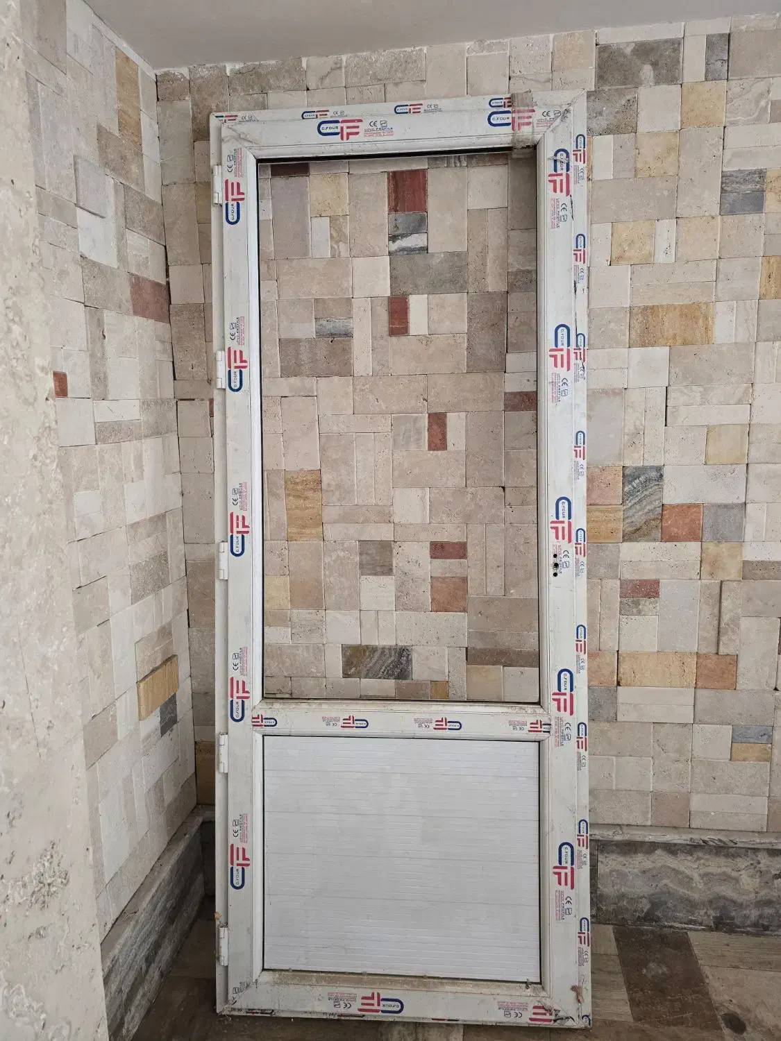 درب یو پی وی سی بالکنی|مصالح و تجهیزات ساختمان|ری, شهرری|دیوار