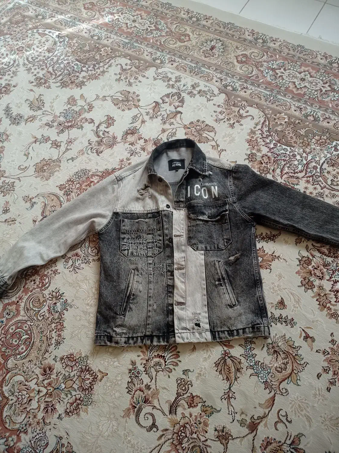 کت جین نو نو|لباس|کرمانشاه, |دیوار