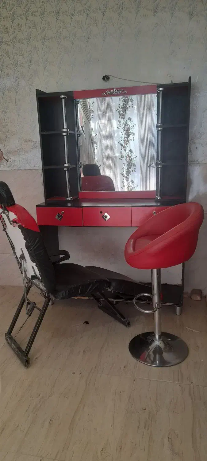 صندلی جک دار|آرایشگاه و سالن‌های زیبایی|سبزوار, شرق کال عیدگاه|دیوار
