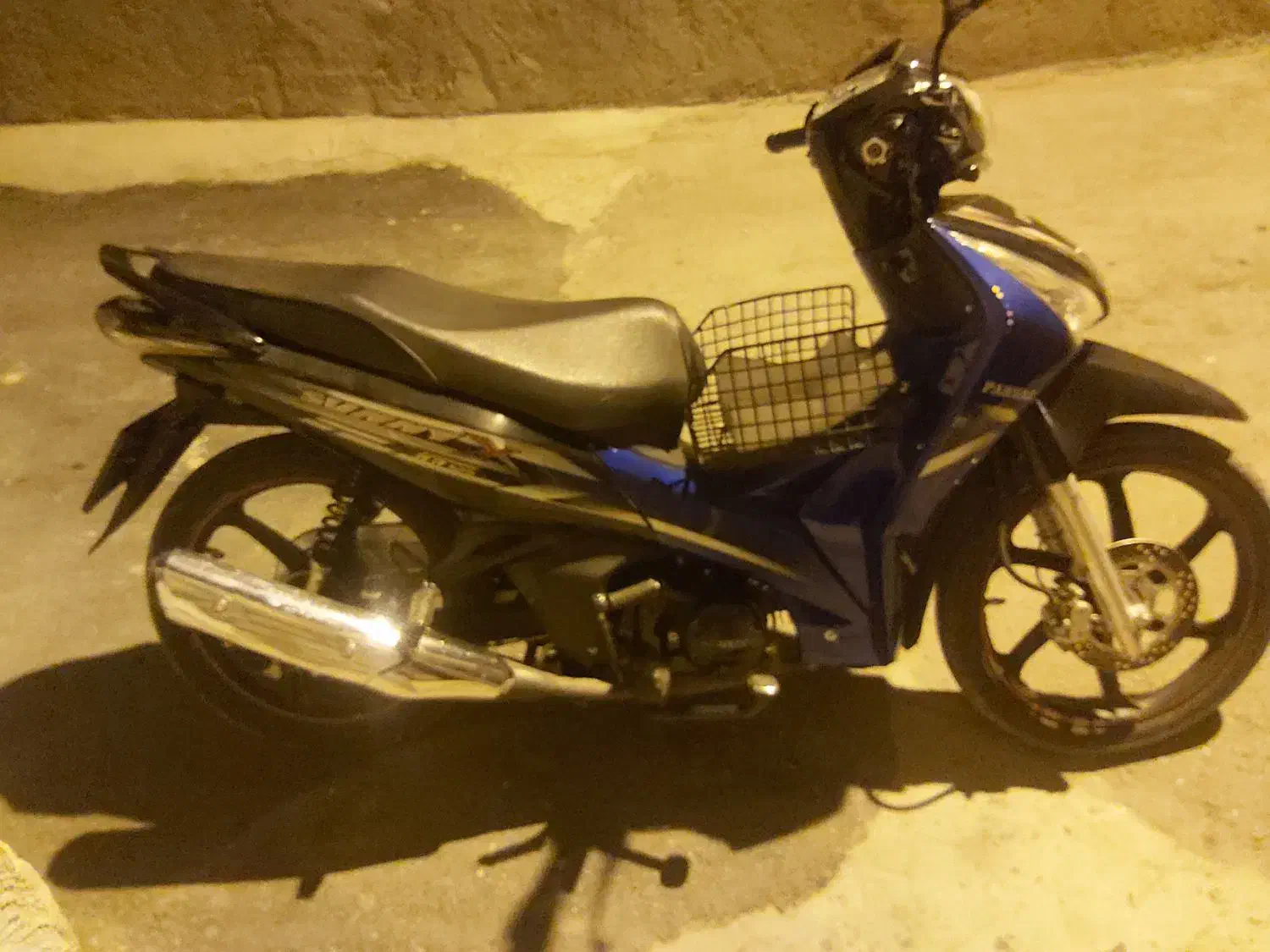 بی کلاچ ۴۰۱|موتورسیکلت|کرمان, |دیوار