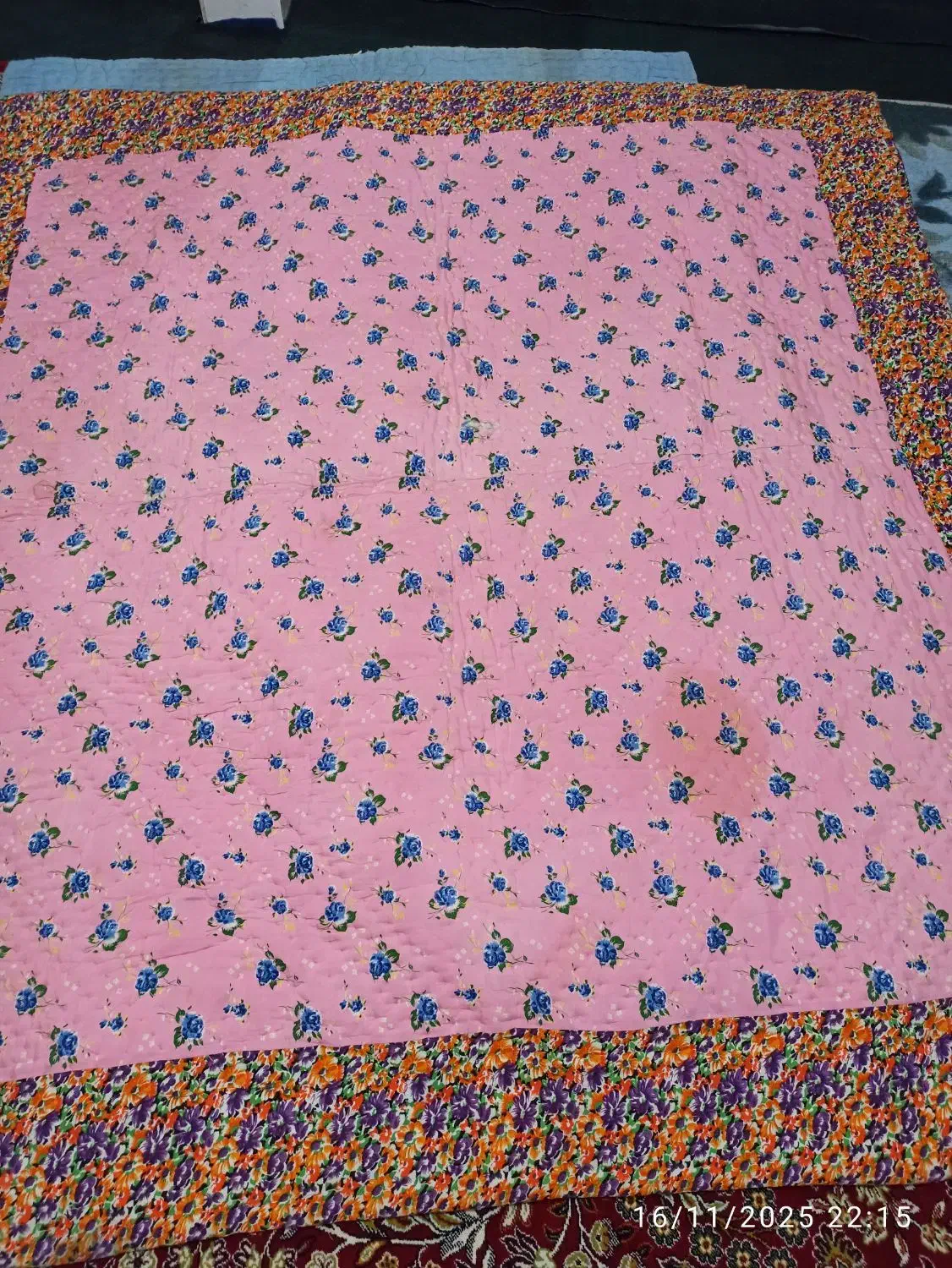 لحاف پنبه ایی دو عدد|رختخواب، بالش، پتو|شیراز, رکن‌آباد|دیوار