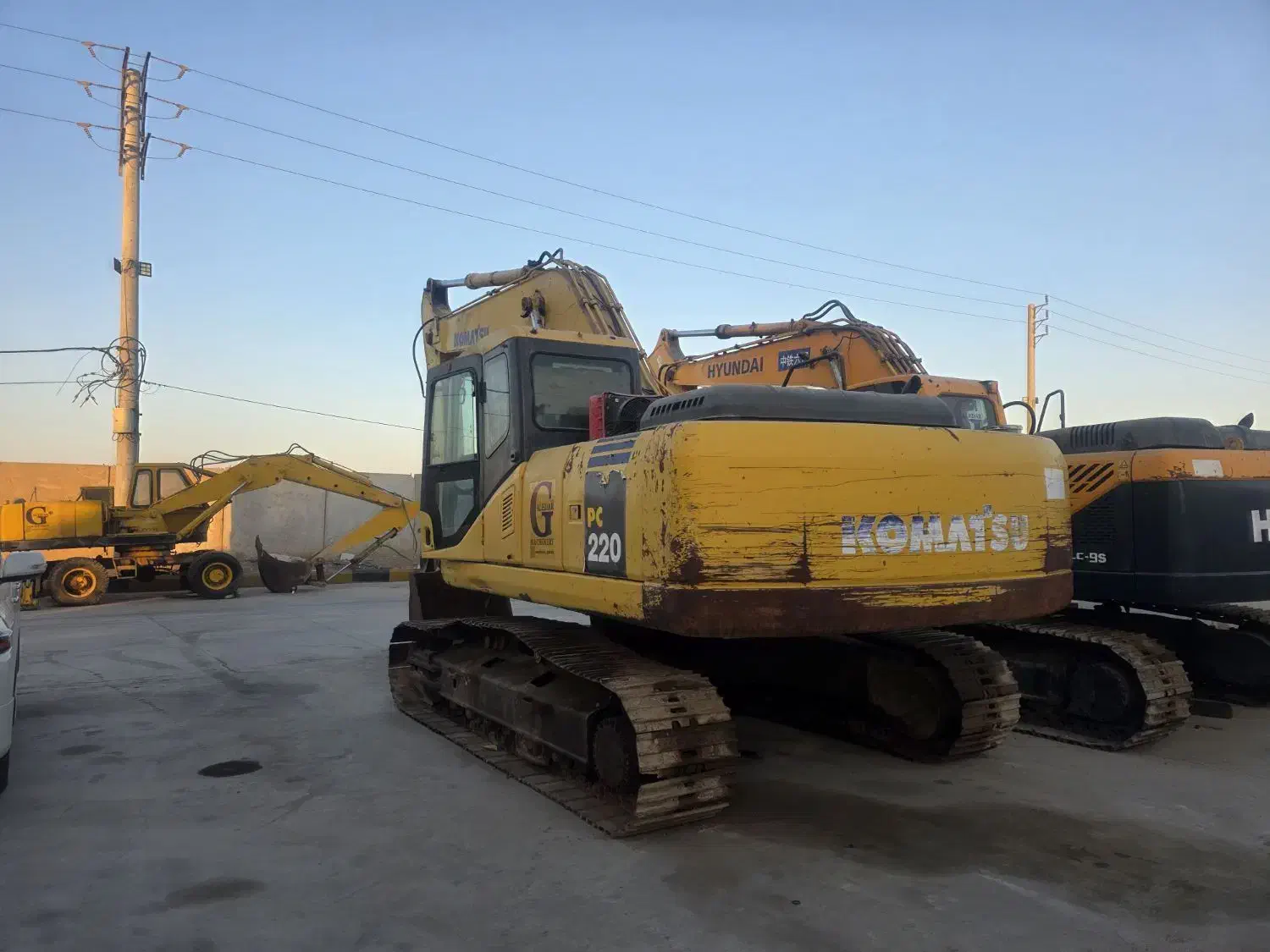 بیل میکانیکی کوماتسو ۲۲۰ خط ۷ پلاک منطقه آزاد|خودرو سنگین|اهواز, پردیس دو|دیوار