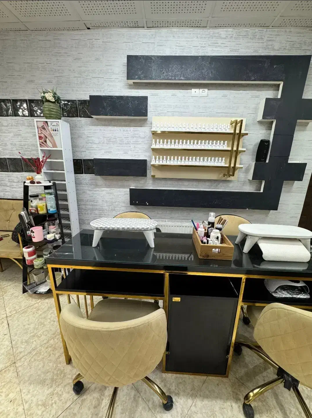 دعوت به همکاری در سالن زیبایی|استخدام درمانی، زیبایی، بهداشتی|همدان, |دیوار