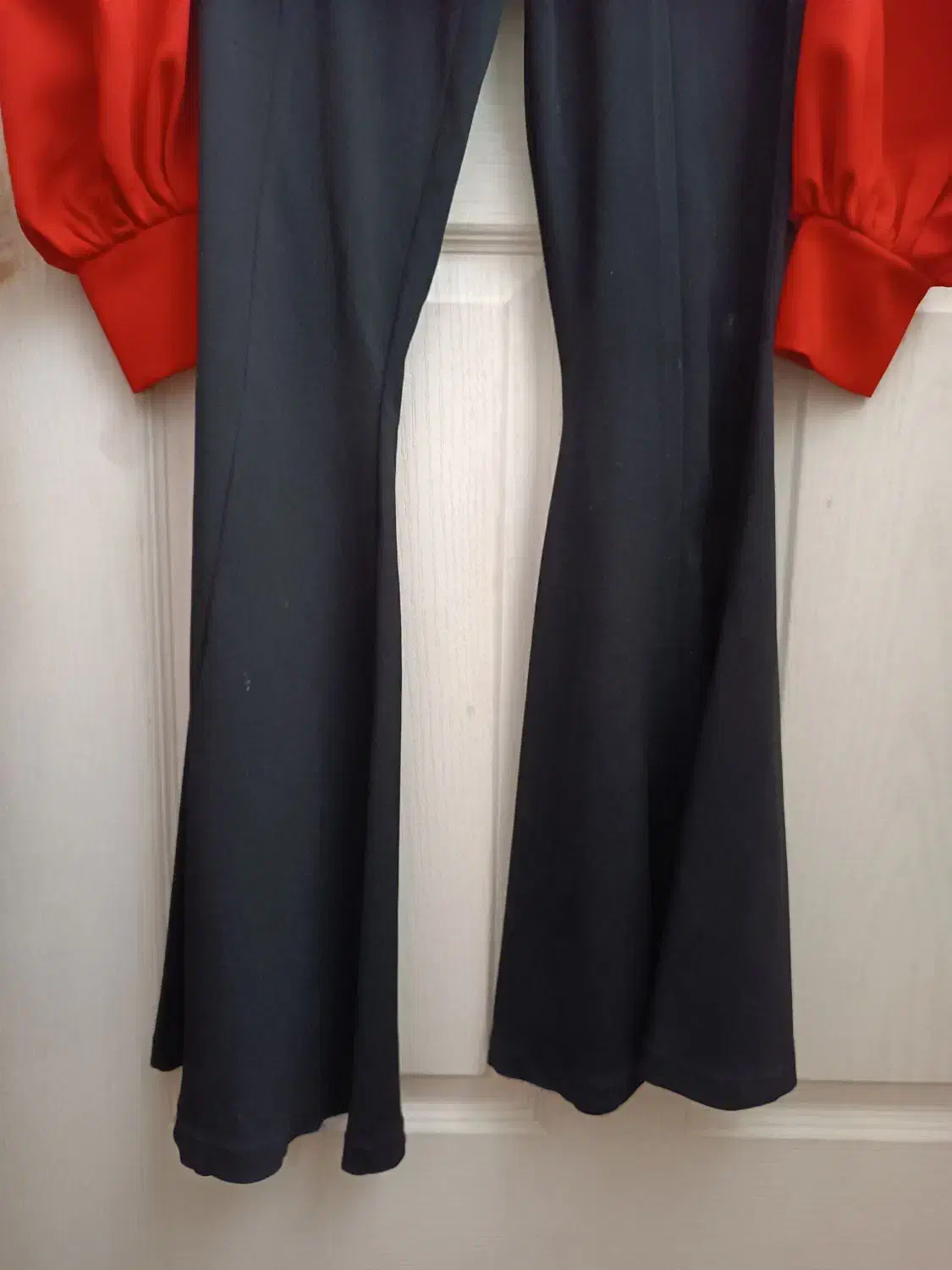 لباس|لباس|انگوران, |دیوار