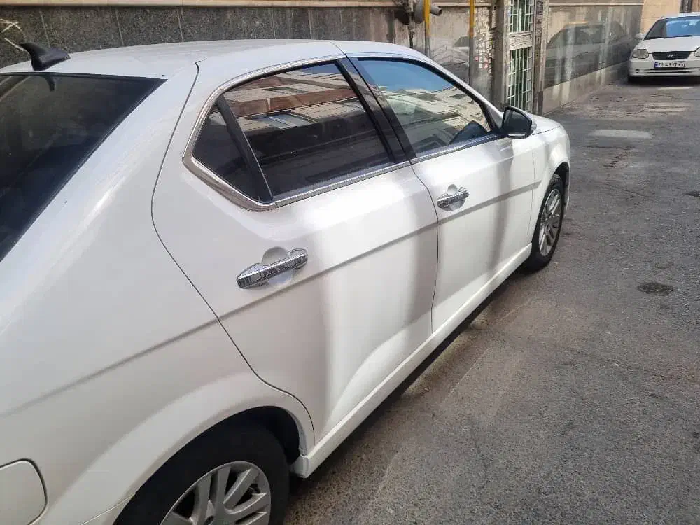 دنا ۱۴۰۱ سالم|خودرو سواری و وانت|تهران, هفده شهریور|دیوار