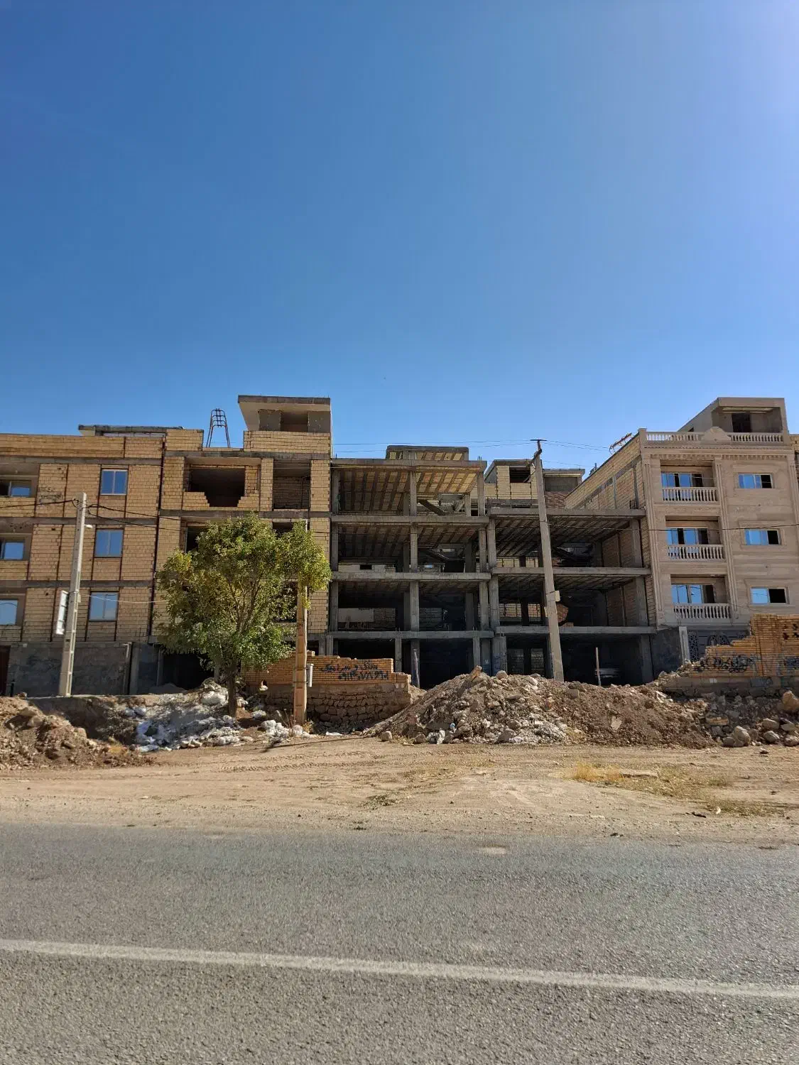 ساختمان تک واحدی در فارسان|فروش آپارتمان|فارسان, |دیوار