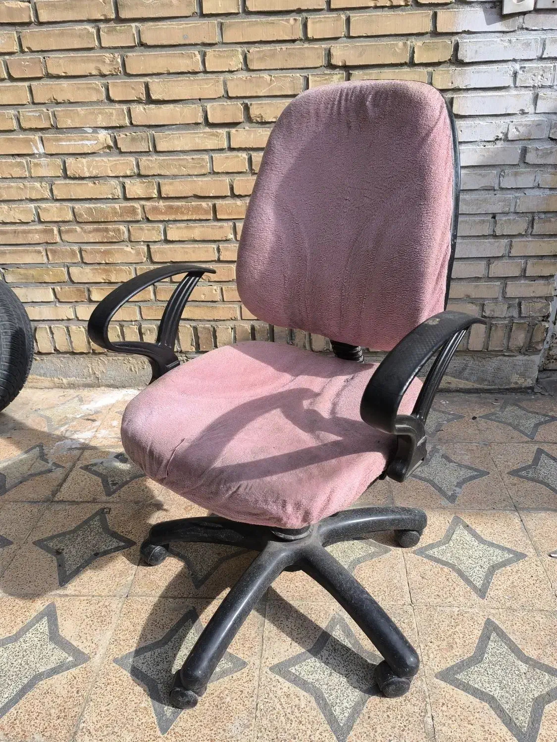 صندلی چرخ دار|صندلی و نیمکت|شوشتر, |دیوار