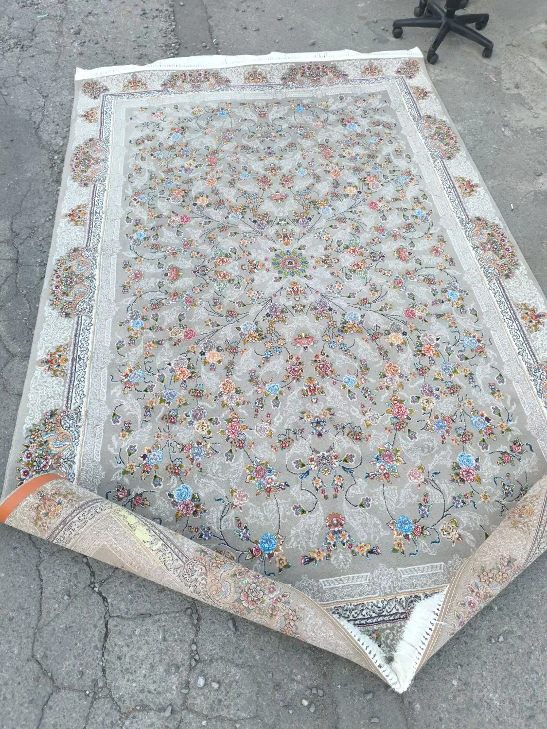 فرش ۷۰۰شانه فقط ۵۷۰۰|فرش|سردشت, |دیوار