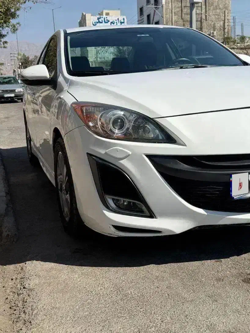 مزدا ۳ نیو بسیار سالم و کم کار|خودرو سواری و وانت|کرمان, |دیوار