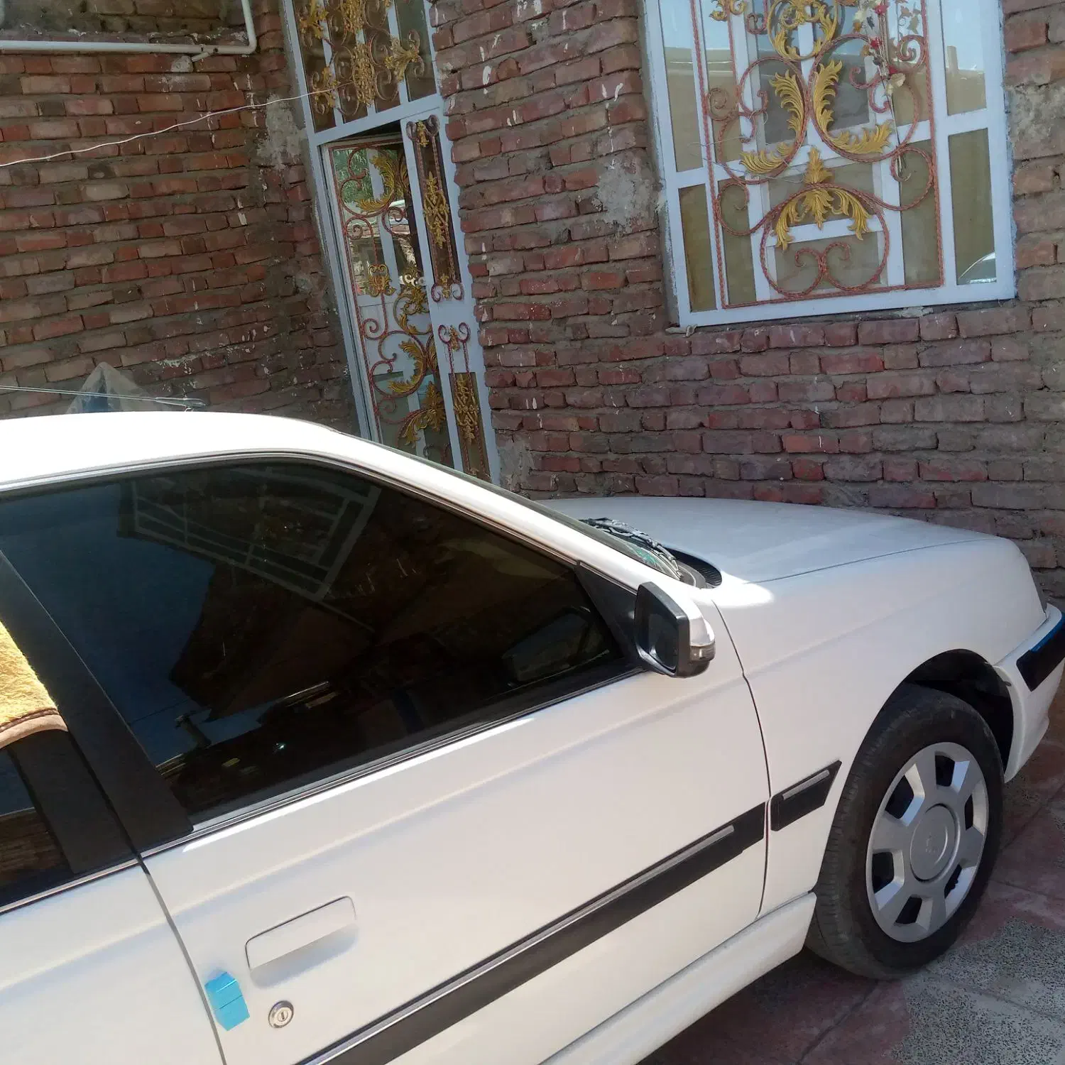 پارس فروشی مدل ۴۰۲برج ۱۰ است|خودرو سواری و وانت|خاش, |دیوار