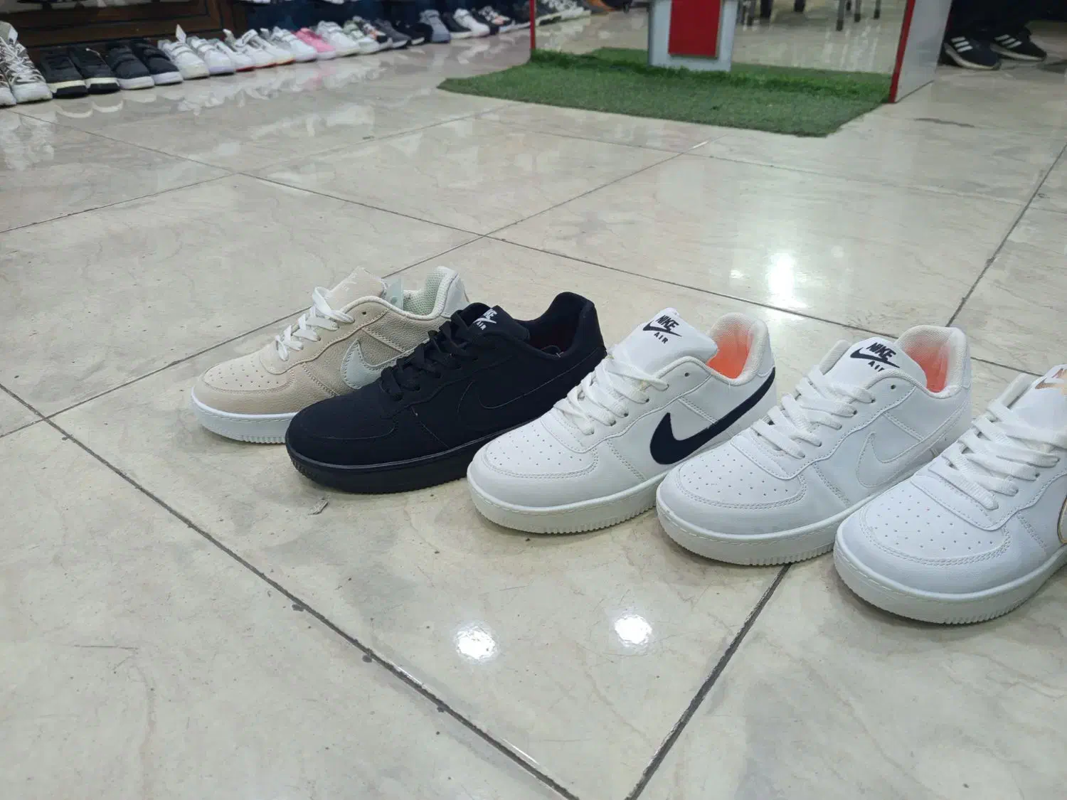 کفش و کتانی|کیف، کفش، کمربند|ساوه, |دیوار