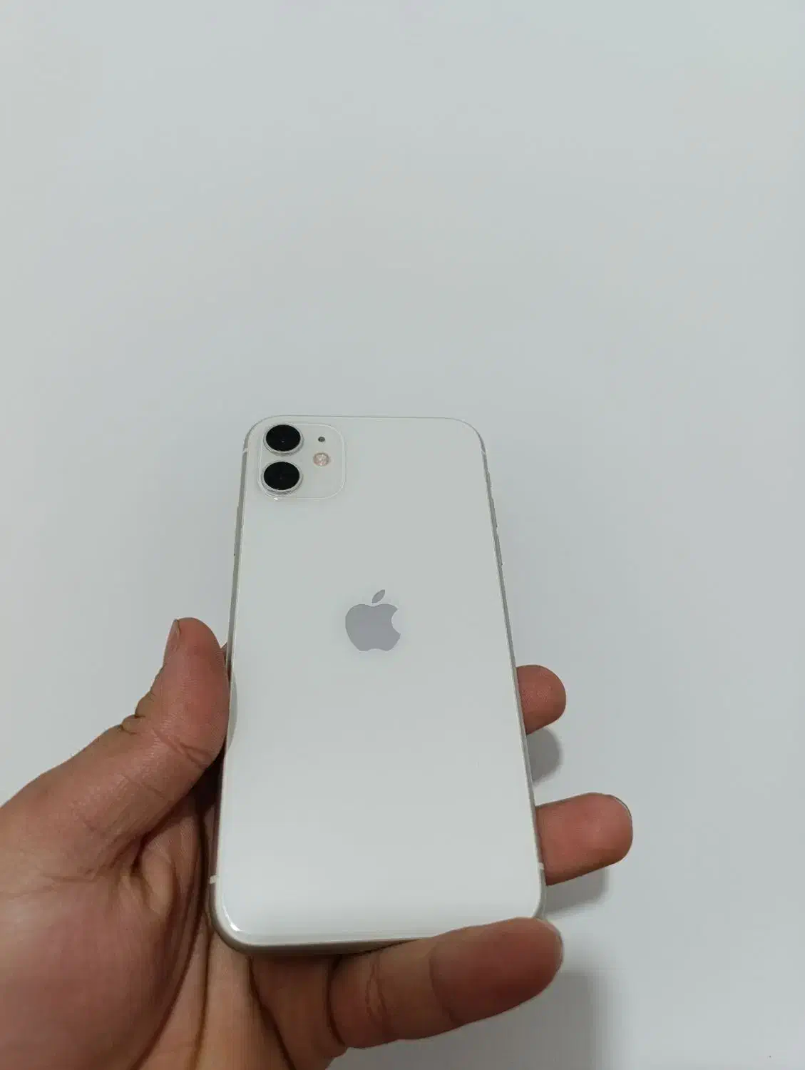 آیفون یازده نرمال سفید|موبایل|یزد, |دیوار