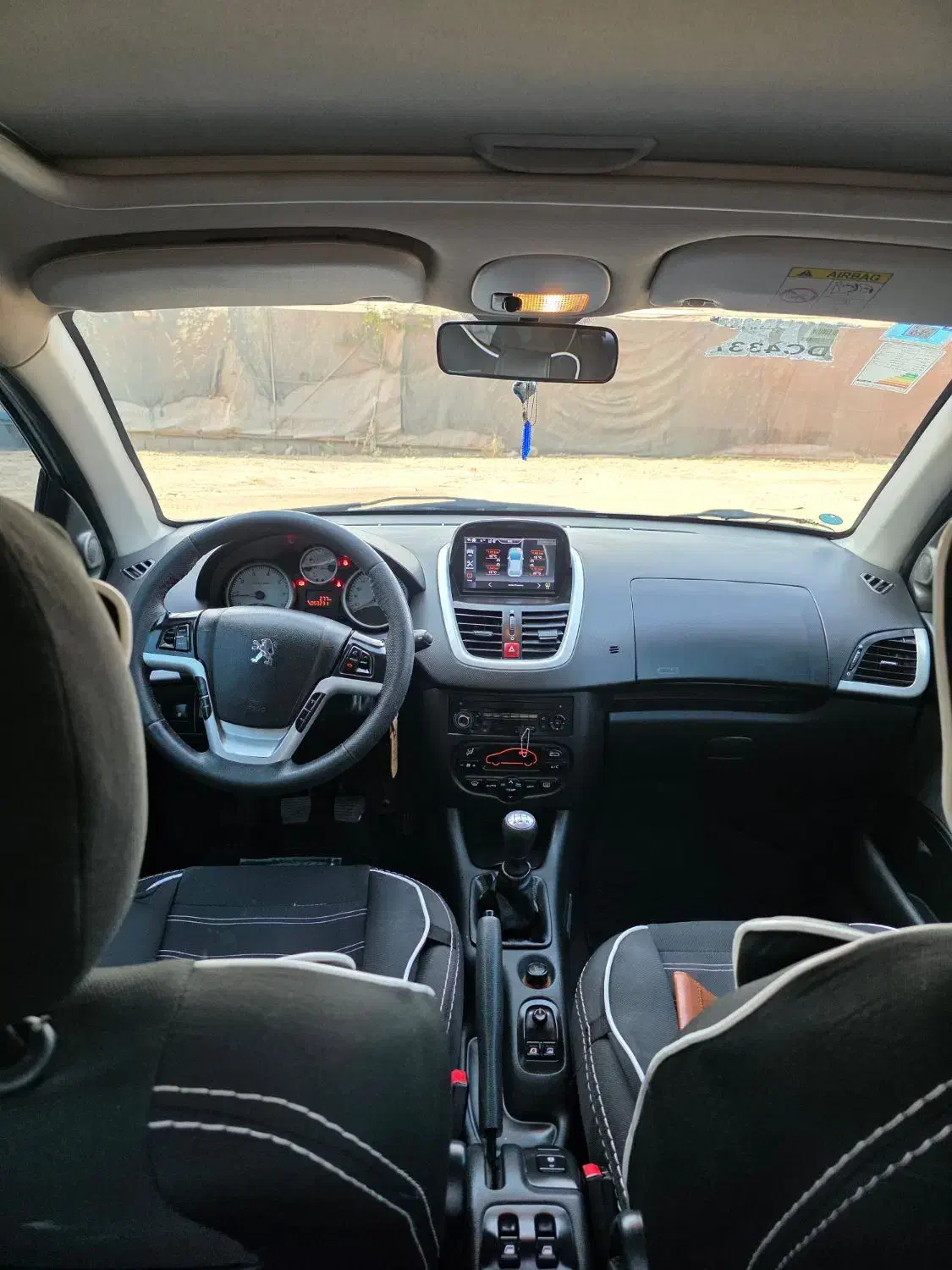 پژو ۲۰۷ پانوراما|خودرو سواری و وانت|مشهد, امین آباد|دیوار