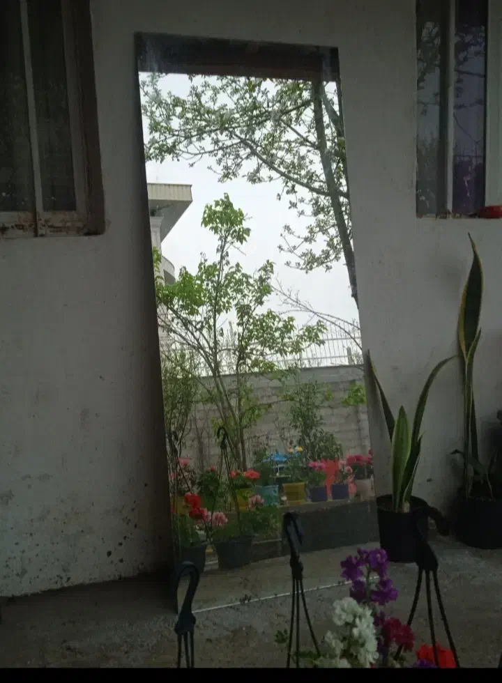 آینه قدی|آینه|رشت, آتشگاه|دیوار