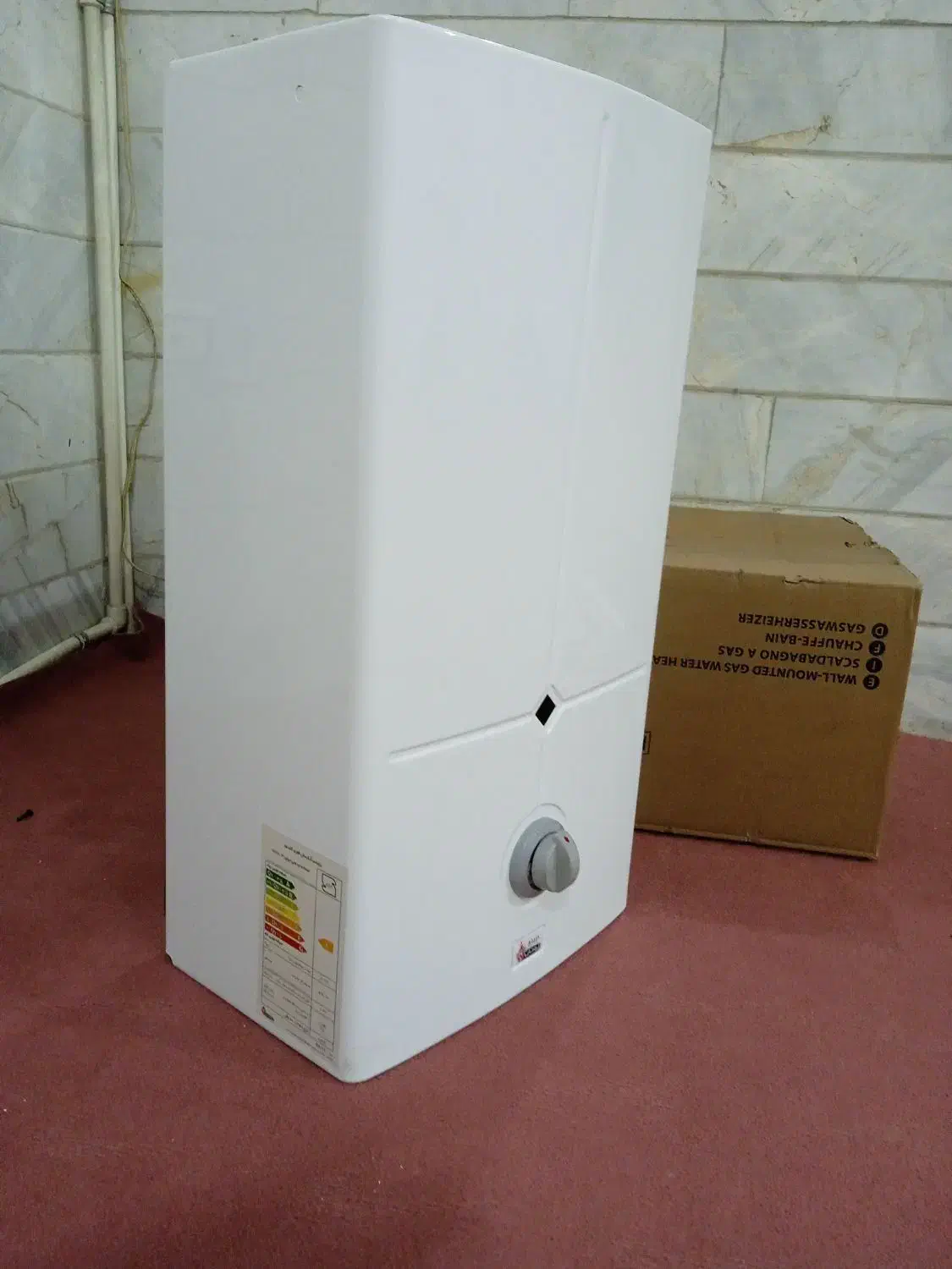 آبگرمکن دیواری بوتان مدل 3115 در حد نو|آبگرمکن، پکیج، شوفاژ|قم, قلعه کامکار|دیوار