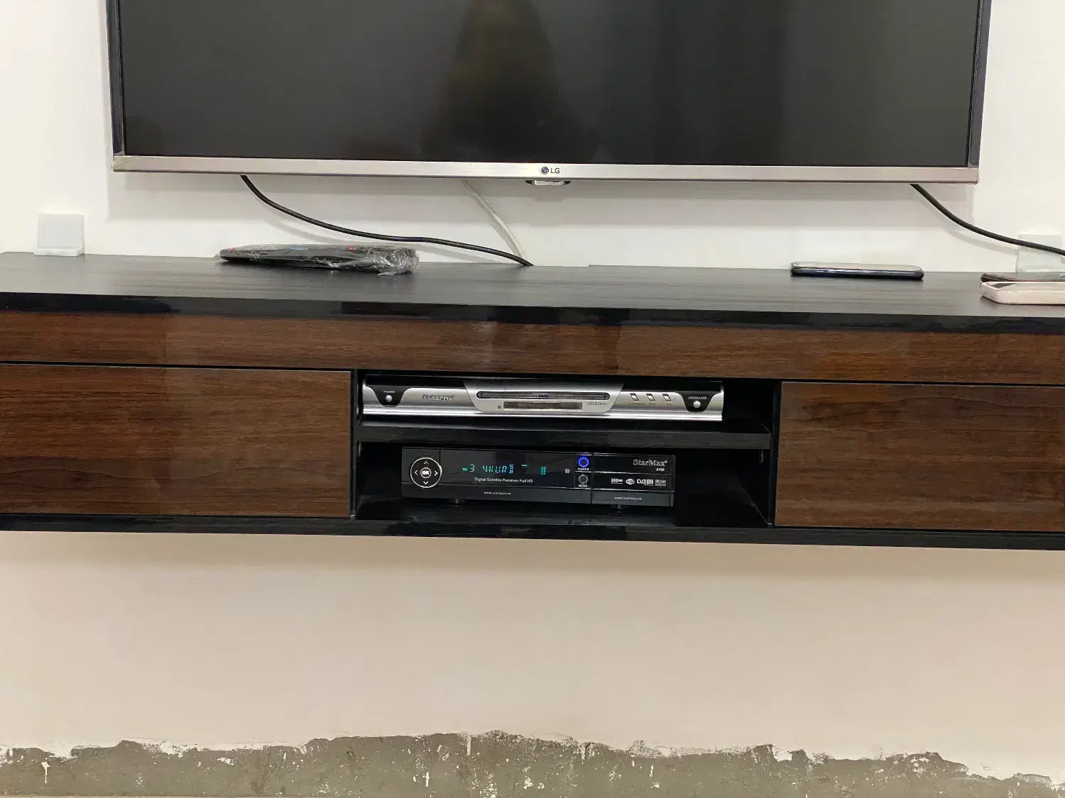 حراج میز تلویزیون نوی نو|میز تلویزیون|سردشت, |دیوار