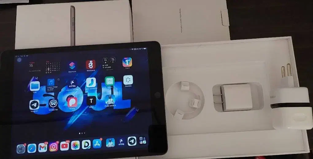 ایپد|تبلت|صحنه, |دیوار