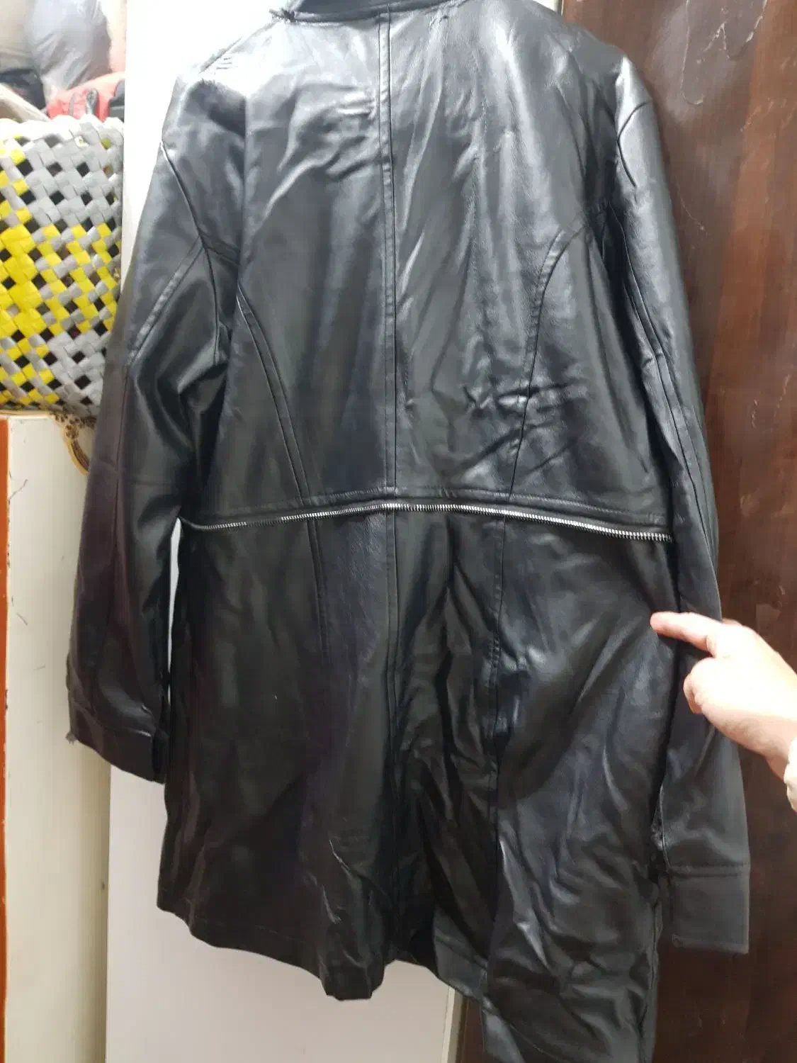 پالتو چرم زنانه هم بلند میشه هم کوتاه|لباس|مشهد, زیرکن|دیوار