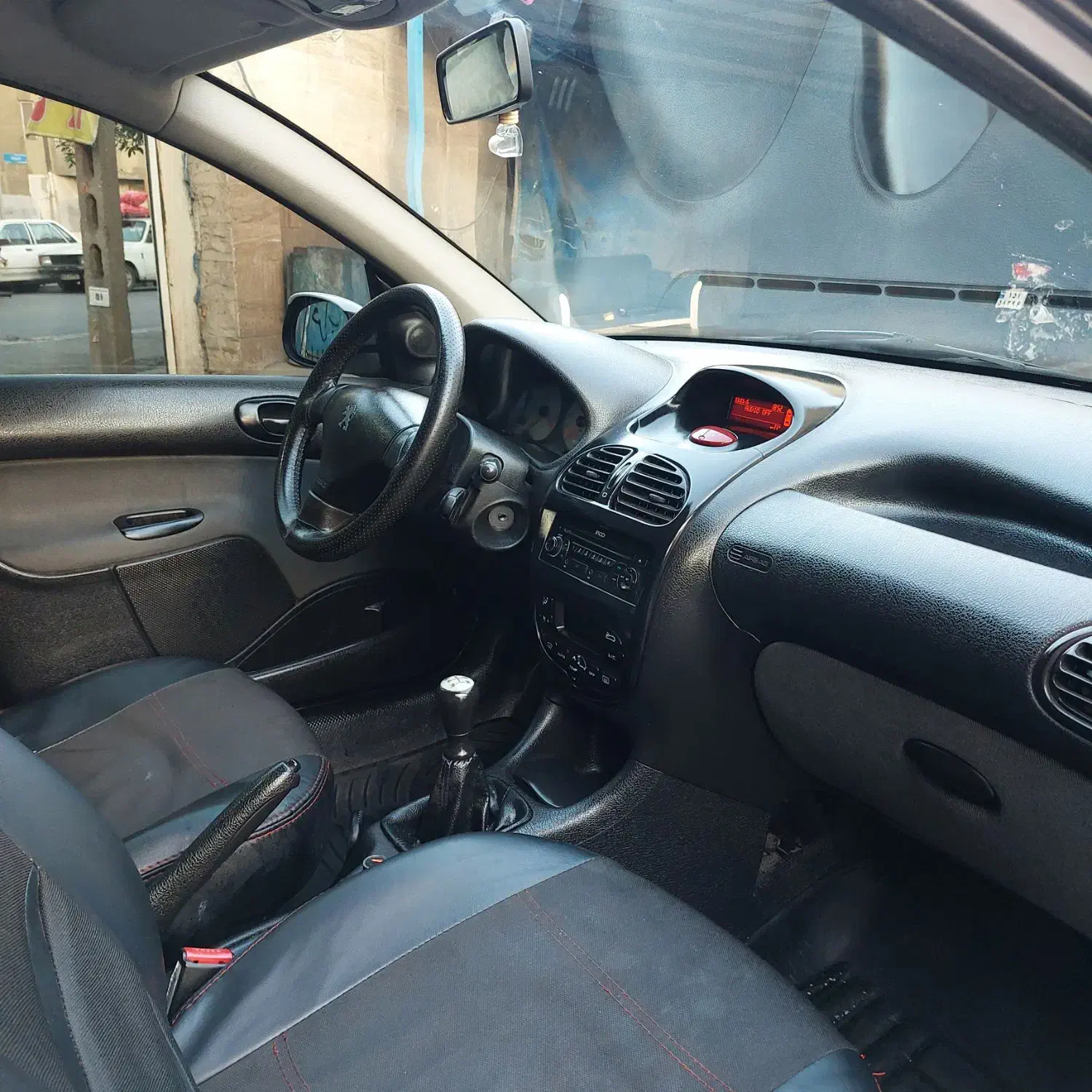 206 SD V8 مدل 95 تمیز و بدون خرج|خودرو سواری و وانت|تهران, دولاب|دیوار