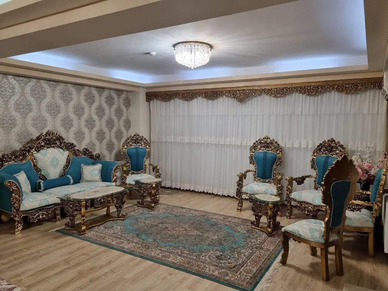 مبل سلطنتی|مبلمان خانگی و میز عسلی|تبریز, |دیوار