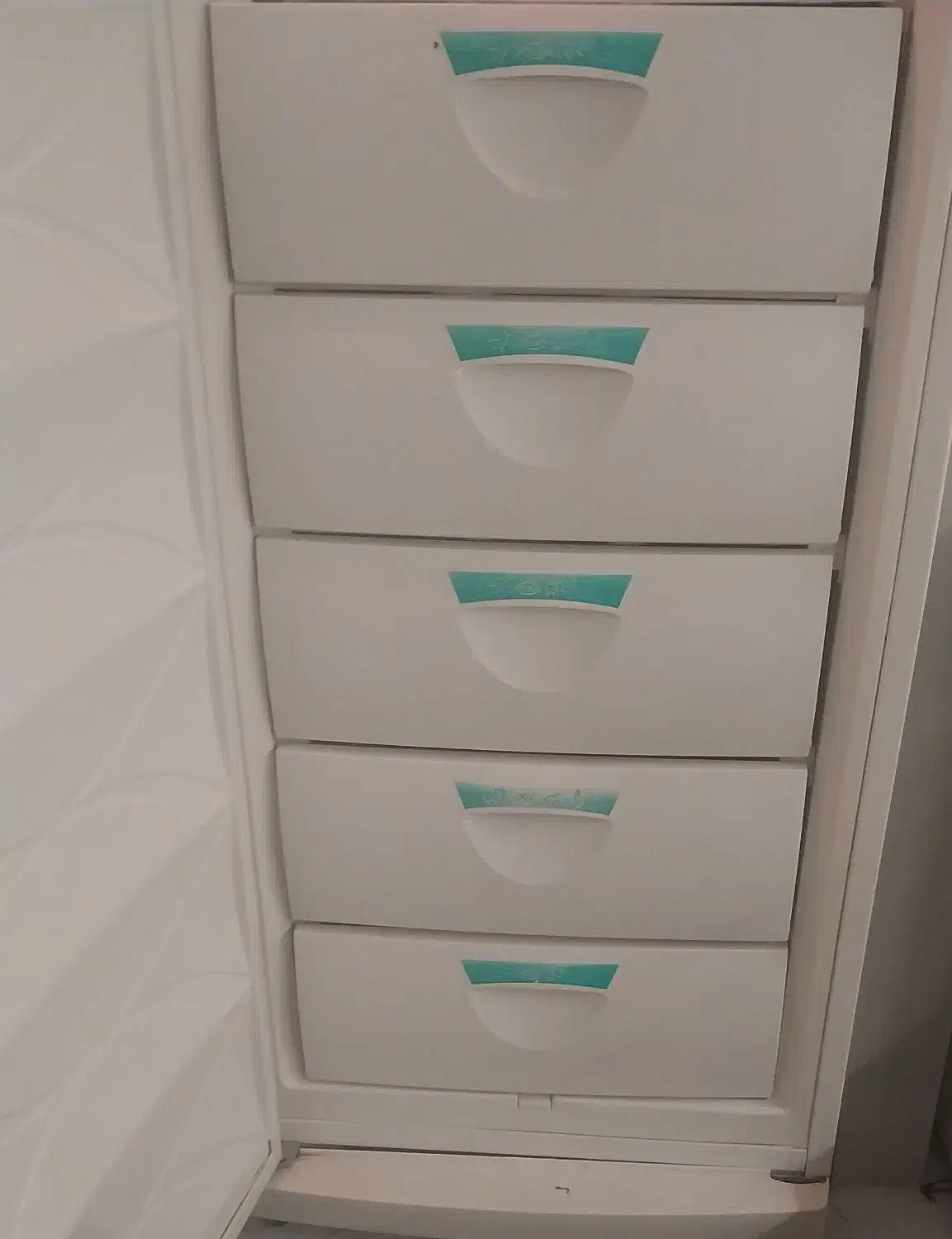 یخجال تمام فریزر پارس بدون هیچ گونه ایراد|یخچال و فریزر|اردبیل, |دیوار