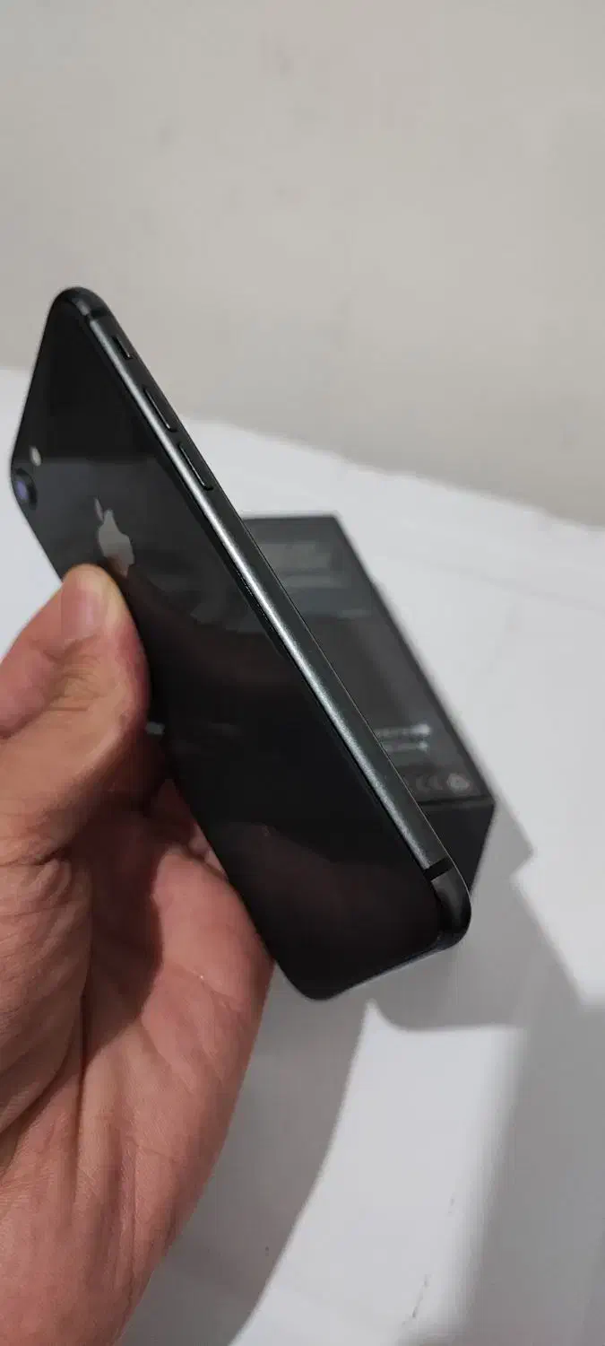 آیفون ۸- ۶۴گیگ|موبایل|نقده, |دیوار