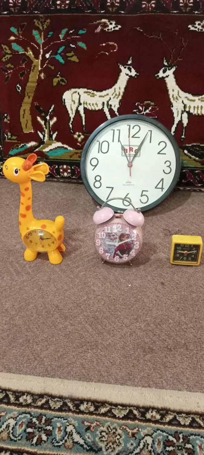 ساعت دیواری ودیجیتالی وساده|ساعت دیواری و تزئینی|لنگرود, |دیوار