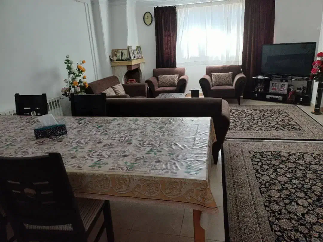 اجاره آپارتمان ۱۰۰متری تک واحدی لاکانی|اجارهٔ آپارتمان|رشت, چله خانه|دیوار