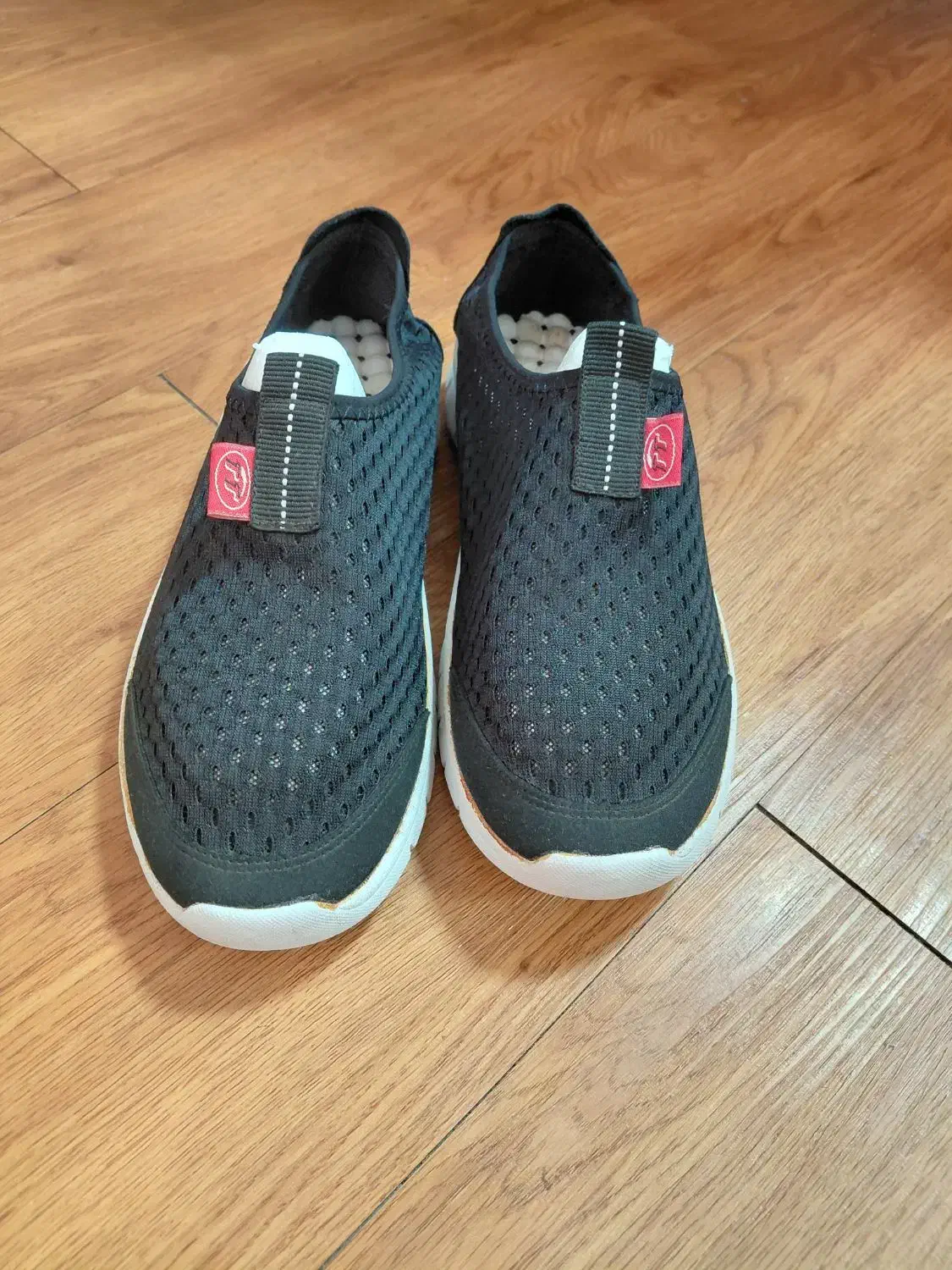 کفش اسپرت زنانه(طبی)|کیف، کفش، کمربند|چمران, |دیوار