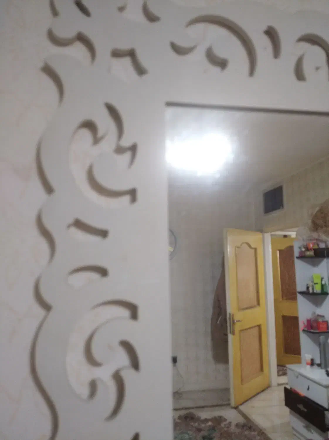 آینه نونو|آینه|فولادشهر, A6|دیوار