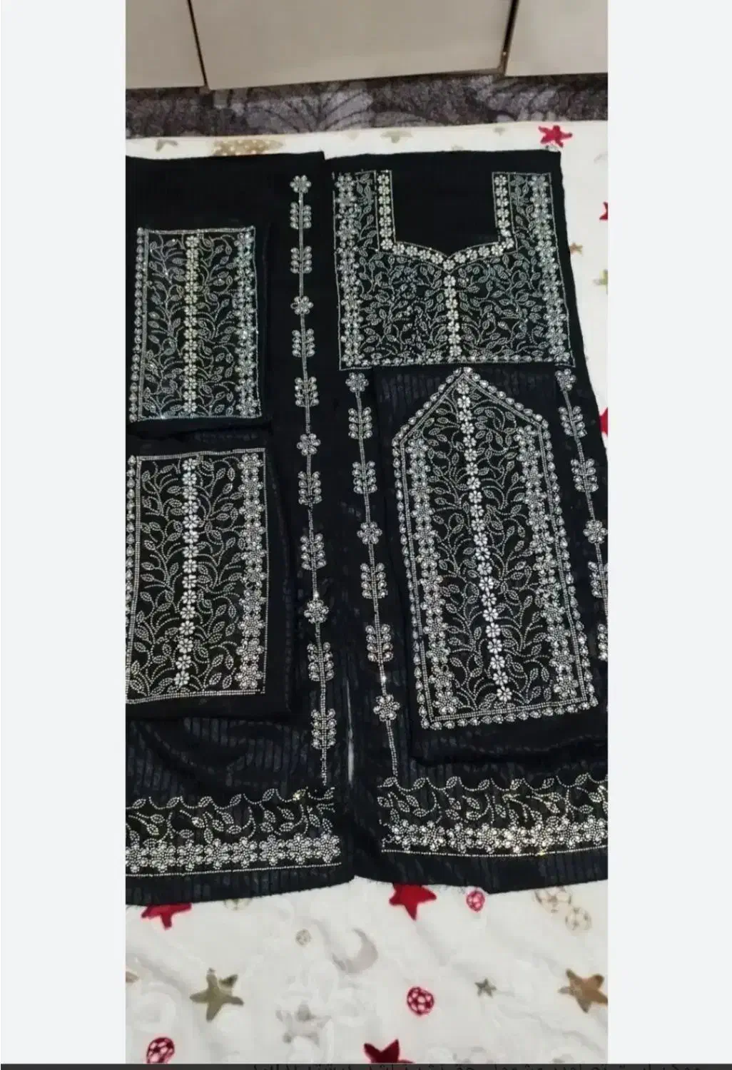 نگین کوبی ماهلین|لباس|کهنوج, |دیوار