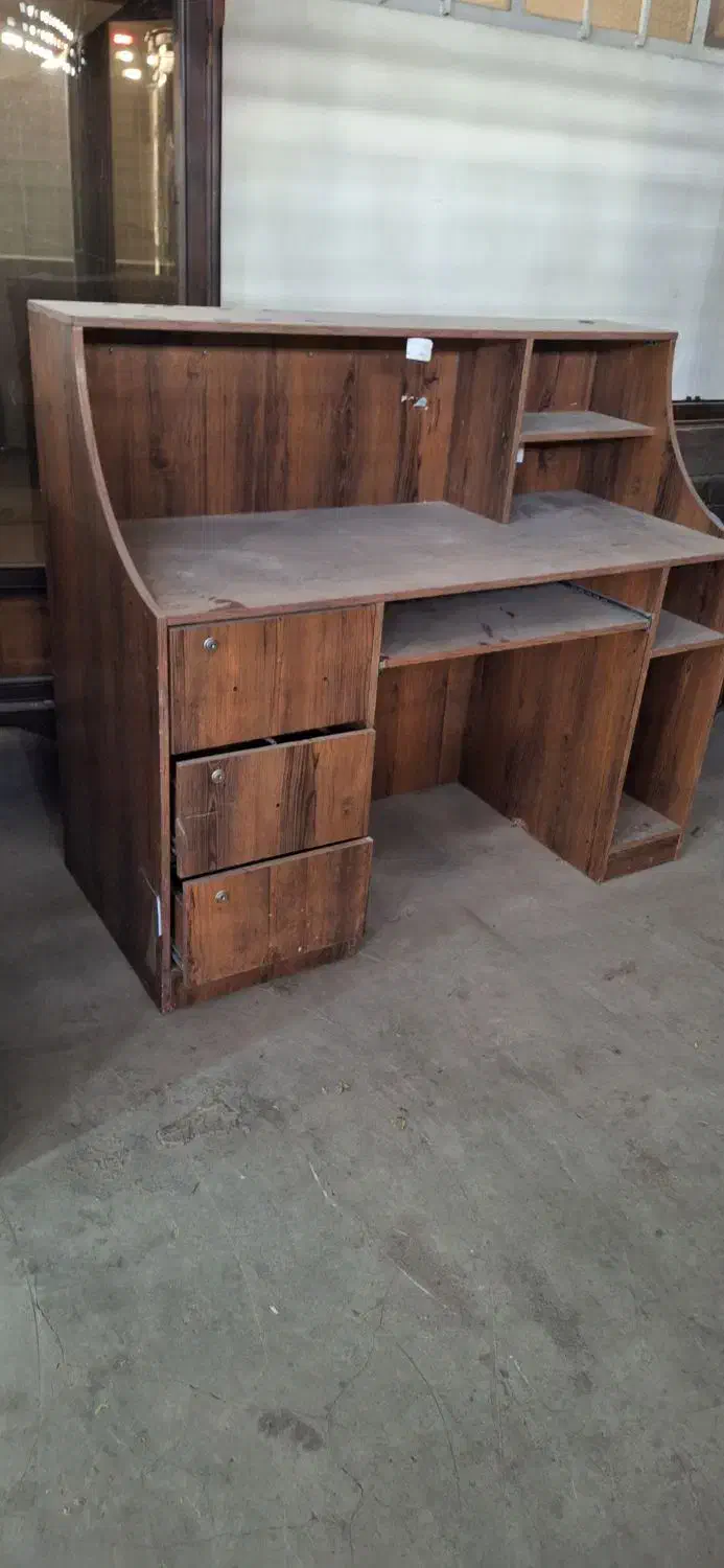 میز تحریر وکامپیوتر|میز تحریر و کامپیوتر|مشهد, دانشجو|دیوار